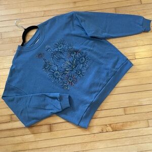 AMERICAN EAGLE Skeleton Sunflower Graphic Crewneck Sweatshirt Spooky Botanical